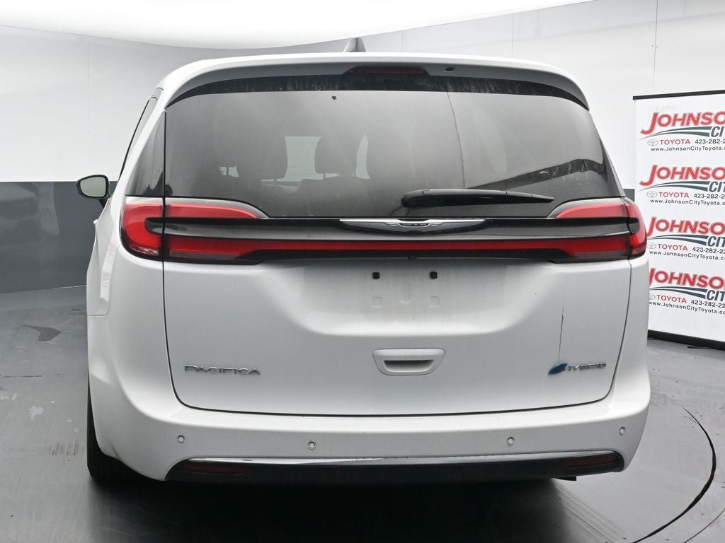 2024 Chrysler Pacifica Select