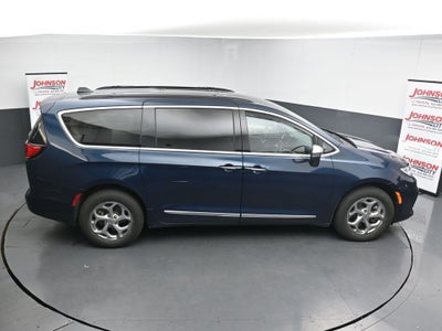2023 Chrysler Pacifica Limited
