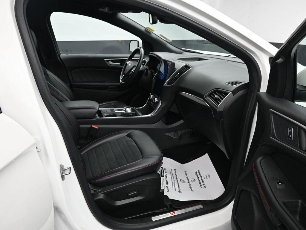 2024 Ford Edge ST Line