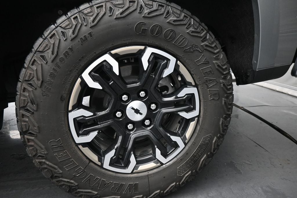 2025 Chevrolet Silverado 1500 LT LT1