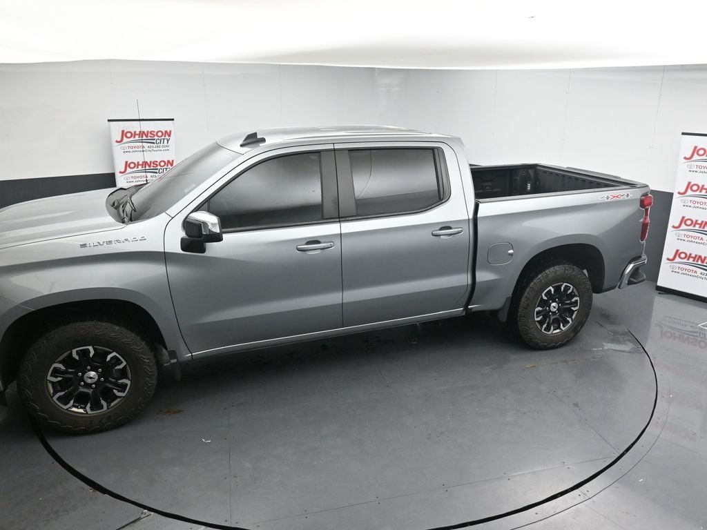 2025 Chevrolet Silverado 1500 LT LT1