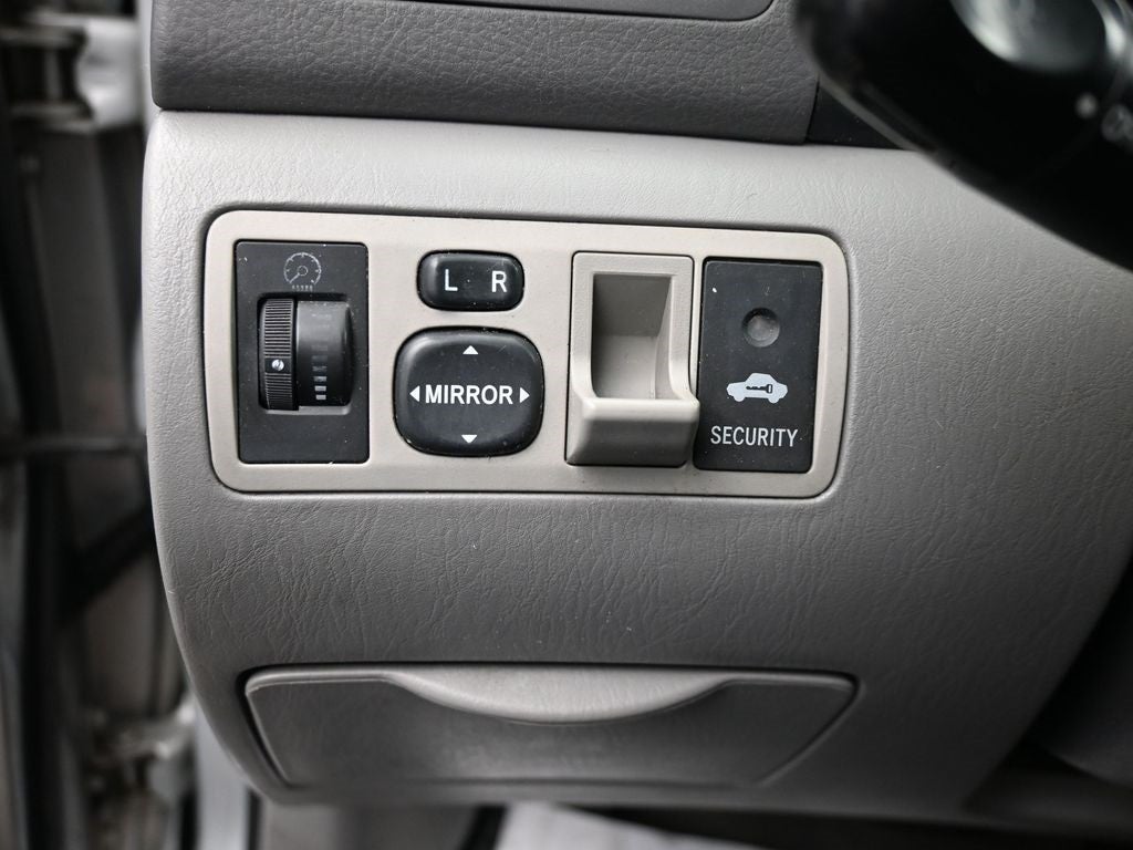 2006 Toyota Corolla LE