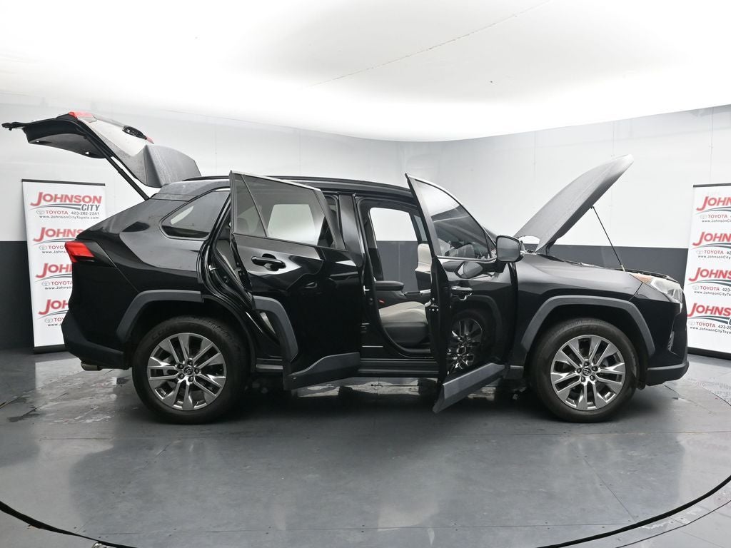 2021 Toyota RAV4 XLE Premium