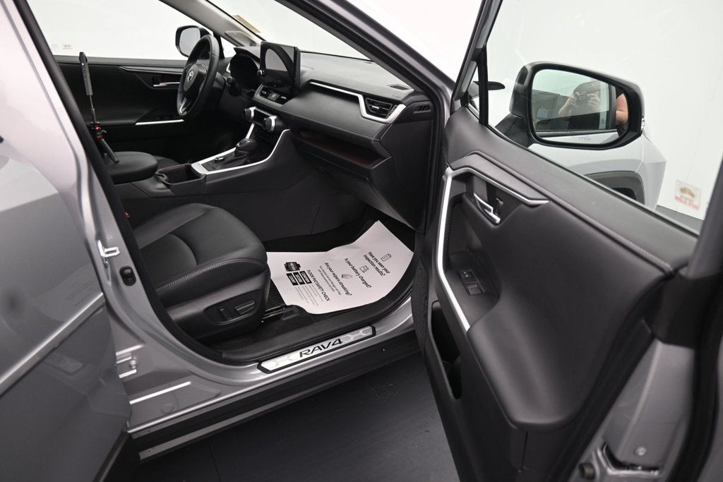 2023 Toyota RAV4 Limited
