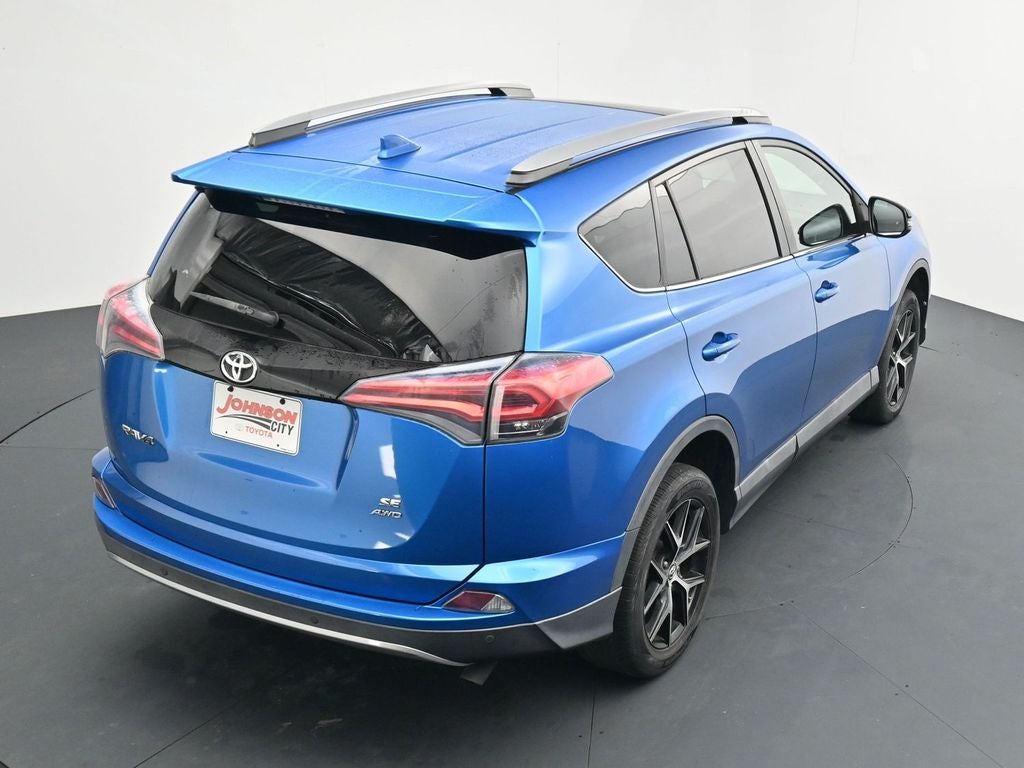2017 Toyota RAV4 SE