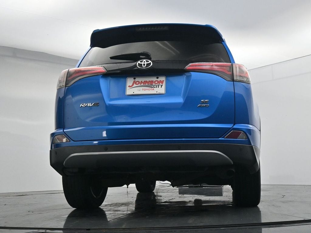 2017 Toyota RAV4 SE