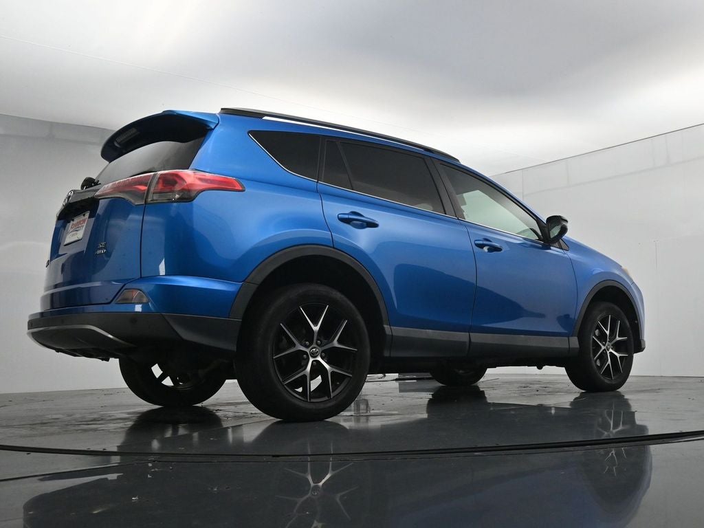 2017 Toyota RAV4 SE