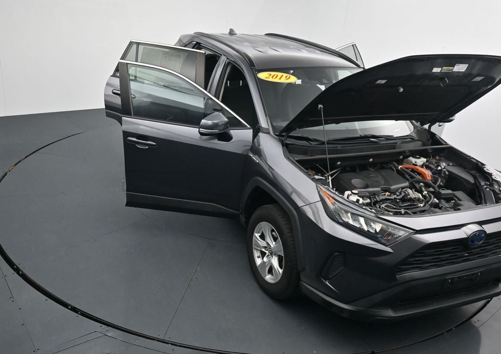 2019 Toyota RAV4 LE