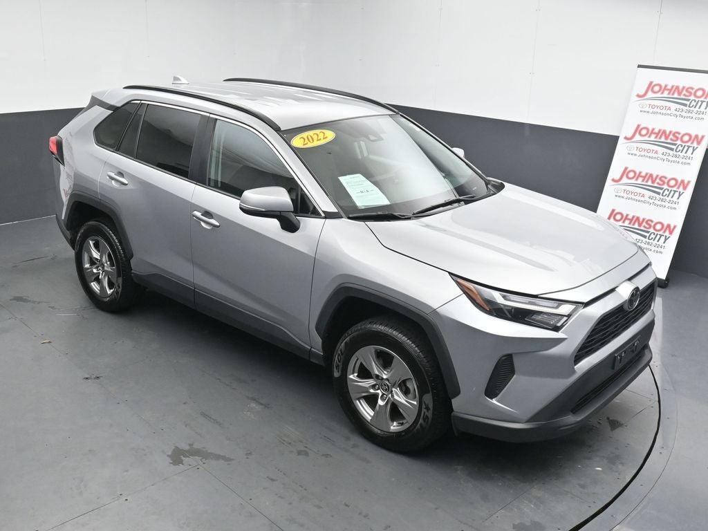 2022 Toyota RAV4 XLE