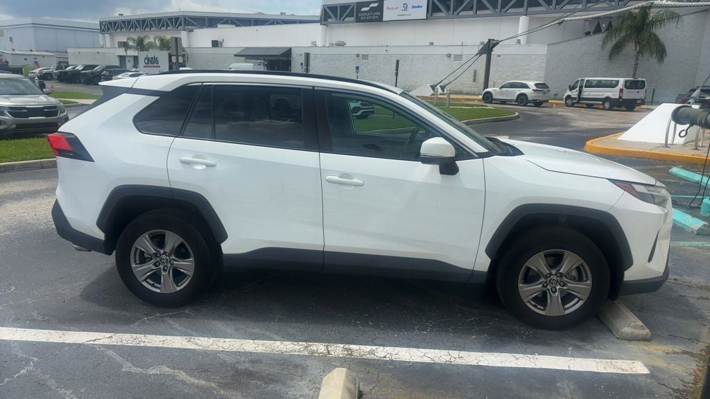 2024 Toyota RAV4 XLE