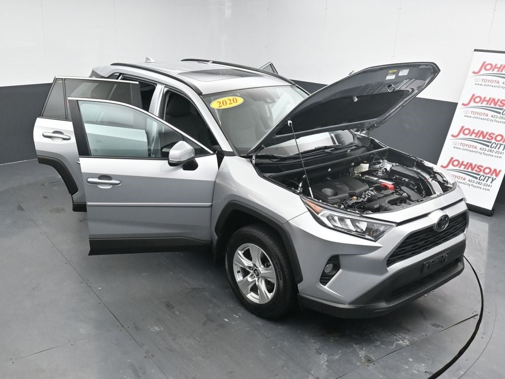 2020 Toyota RAV4 XLE