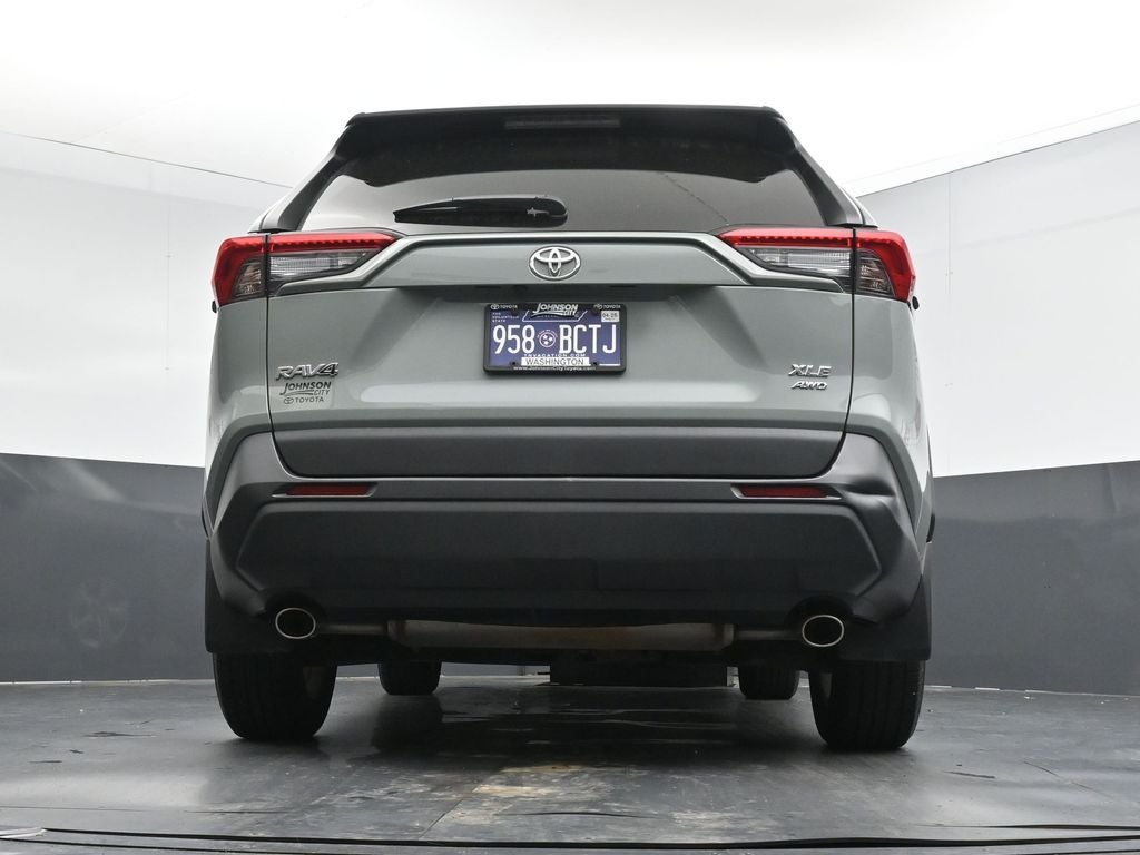 2020 Toyota RAV4 XLE