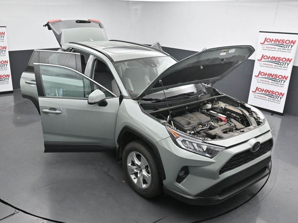 2020 Toyota RAV4 XLE