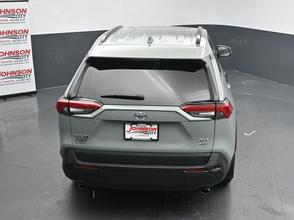 2020 Toyota RAV4 XLE