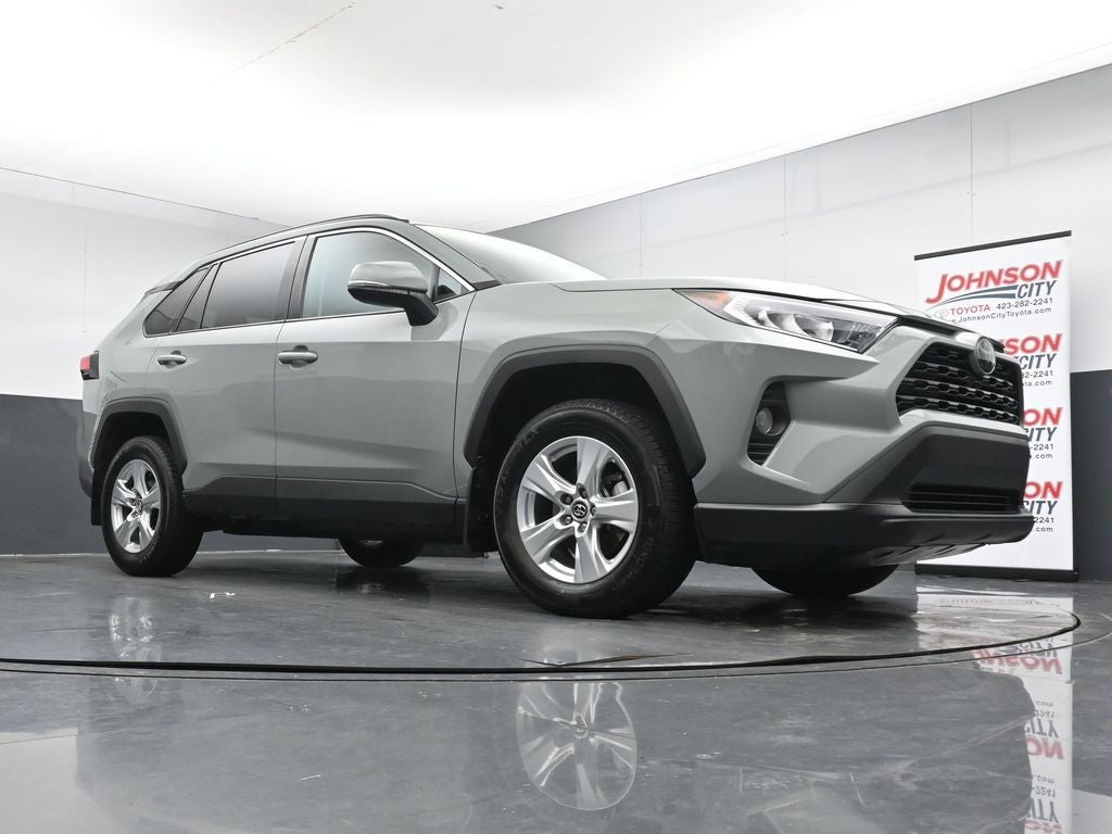 2020 Toyota RAV4 XLE