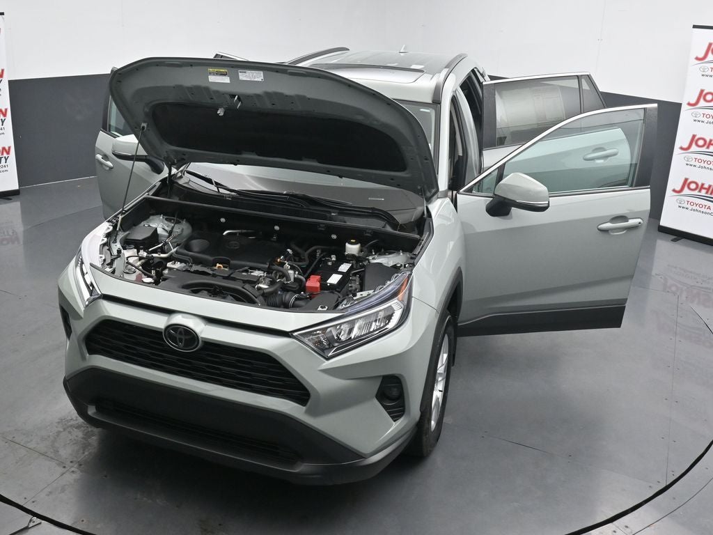 2020 Toyota RAV4 XLE