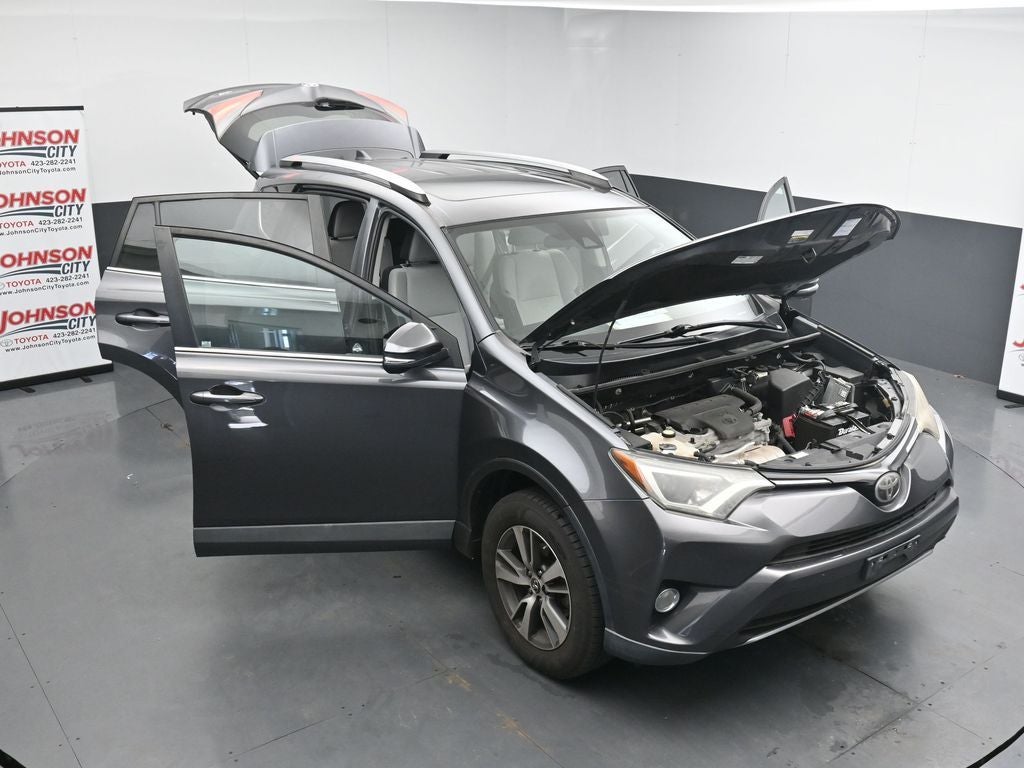 2017 Toyota RAV4 XLE