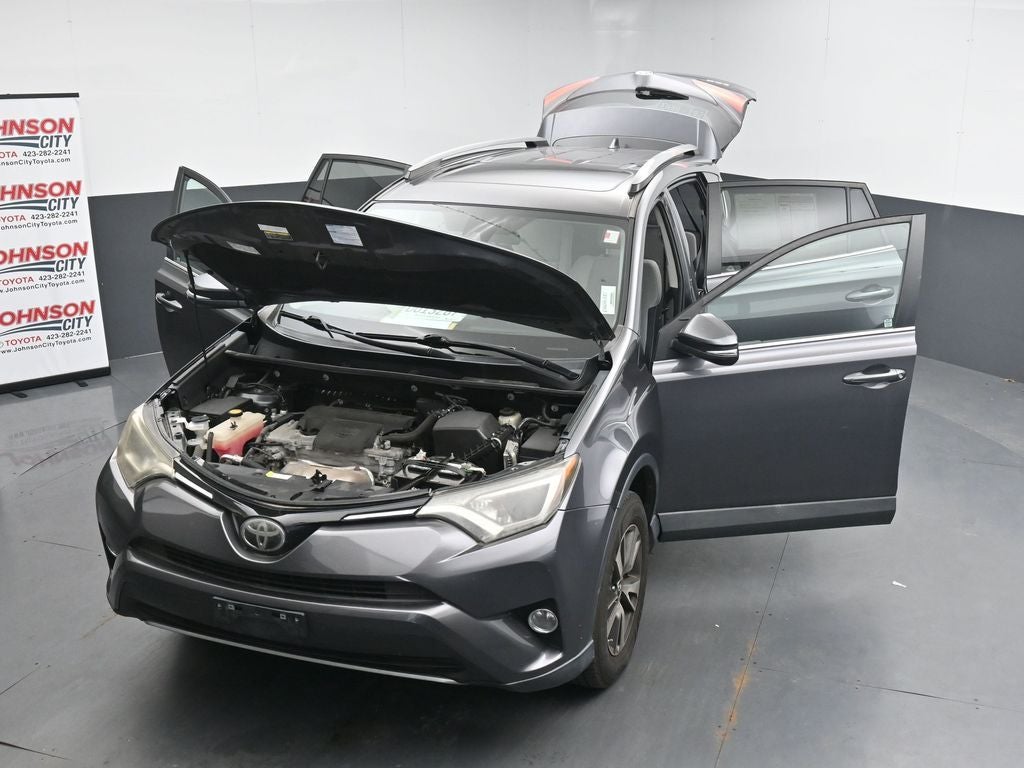 2017 Toyota RAV4 XLE