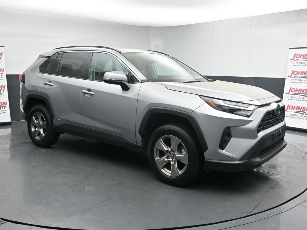2024 Toyota RAV4 XLE