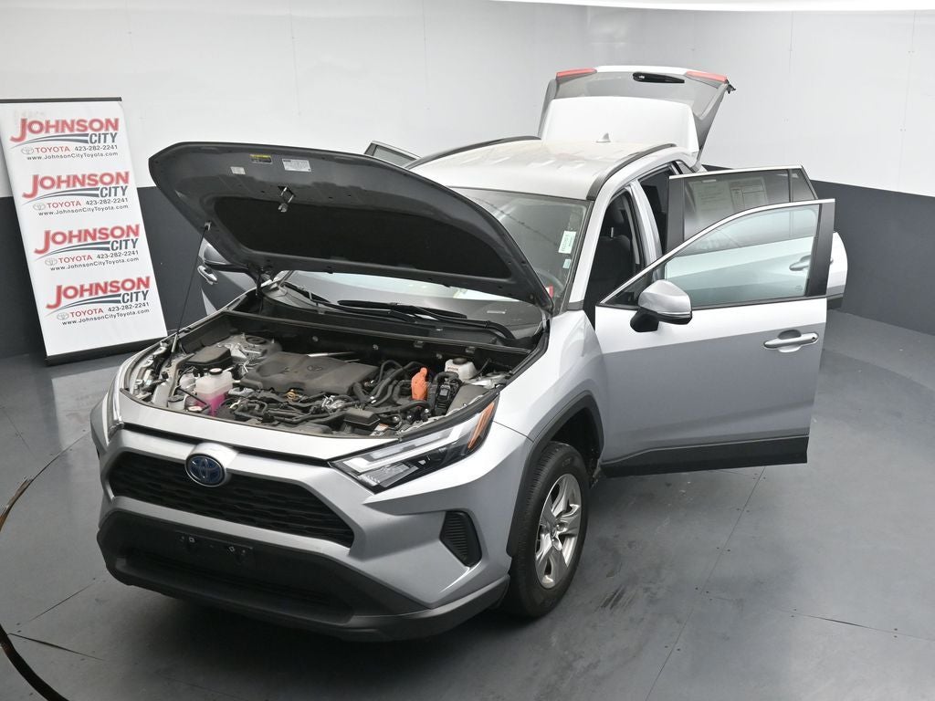 2024 Toyota RAV4 XLE