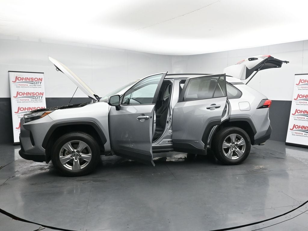 2024 Toyota RAV4 XLE