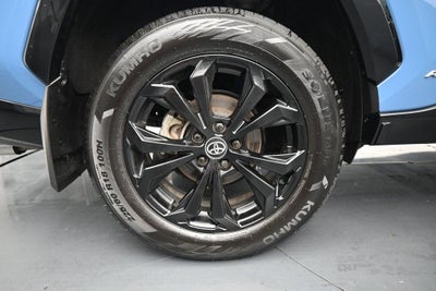 2024 Toyota RAV4 SE