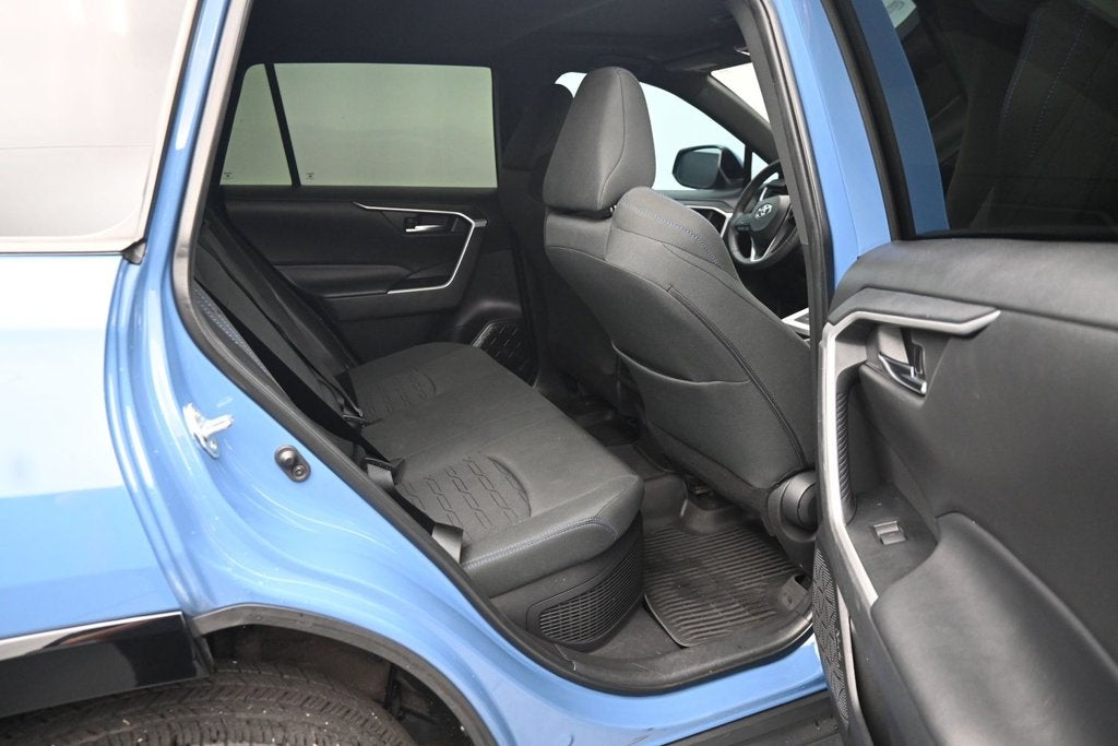 2024 Toyota RAV4 SE