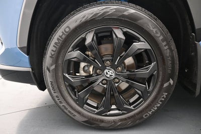 2024 Toyota RAV4 SE