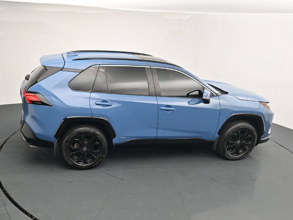 2024 Toyota RAV4 SE