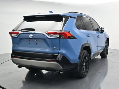2024 Toyota RAV4 SE