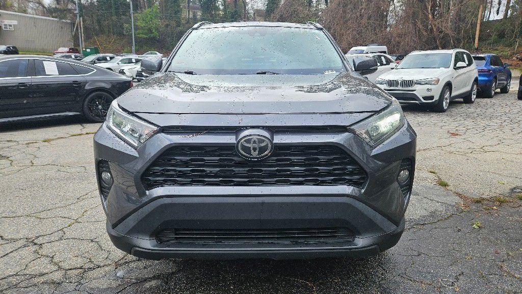 2020 Toyota RAV4 XLE