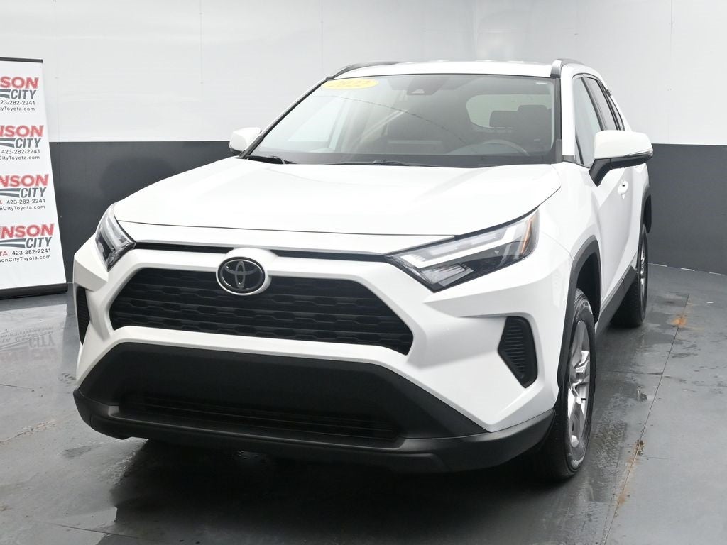 2022 Toyota RAV4 XLE