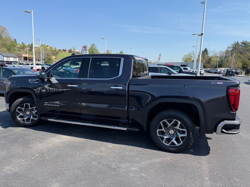 2025 GMC Sierra 1500 SLT