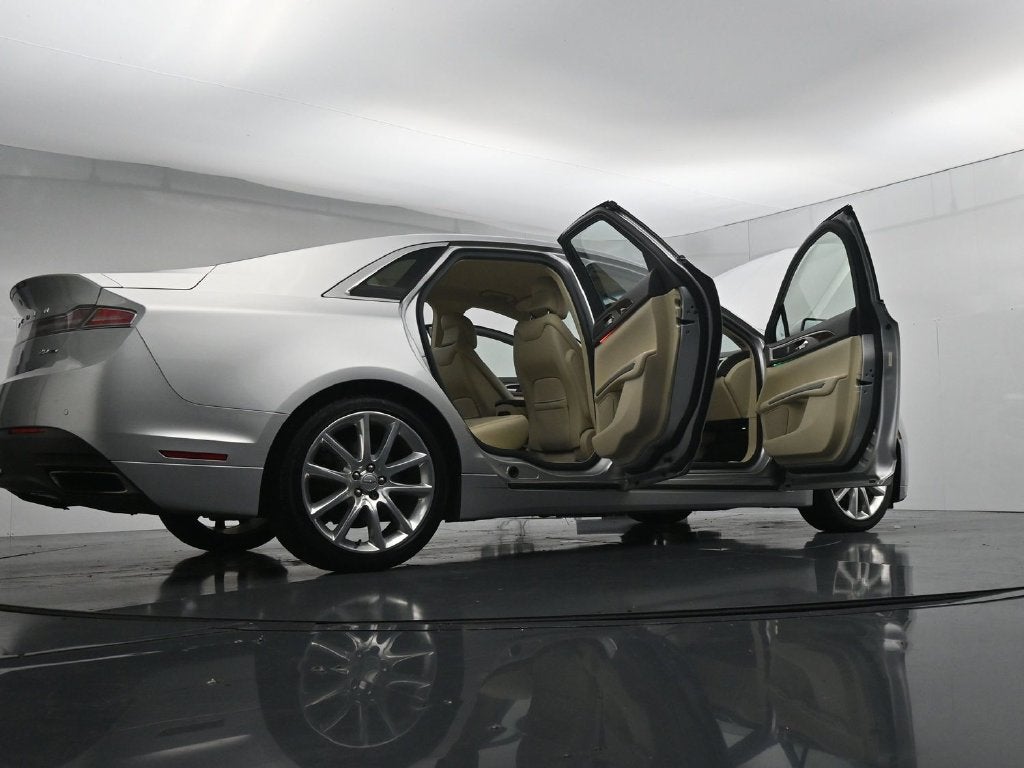 2014 Lincoln MKZ Base