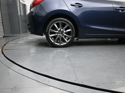 2018 Mazda Mazda3 5-Door Touring