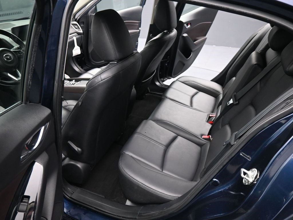 2018 Mazda Mazda3 5-Door Touring