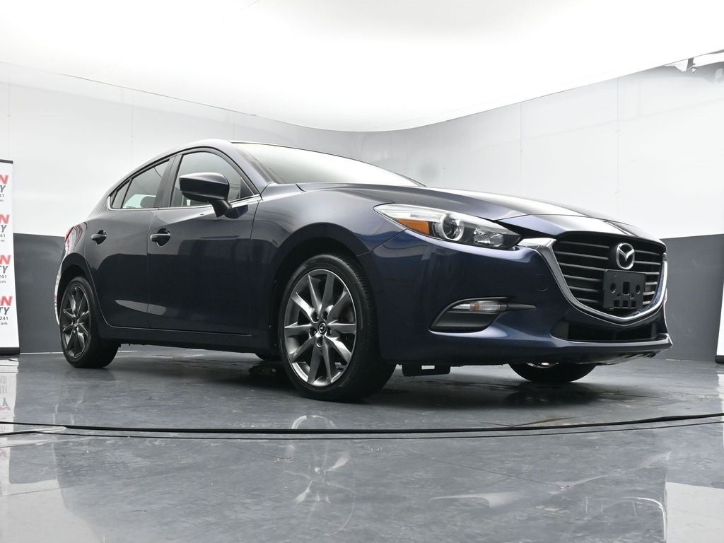 2018 Mazda Mazda3 5-Door Touring