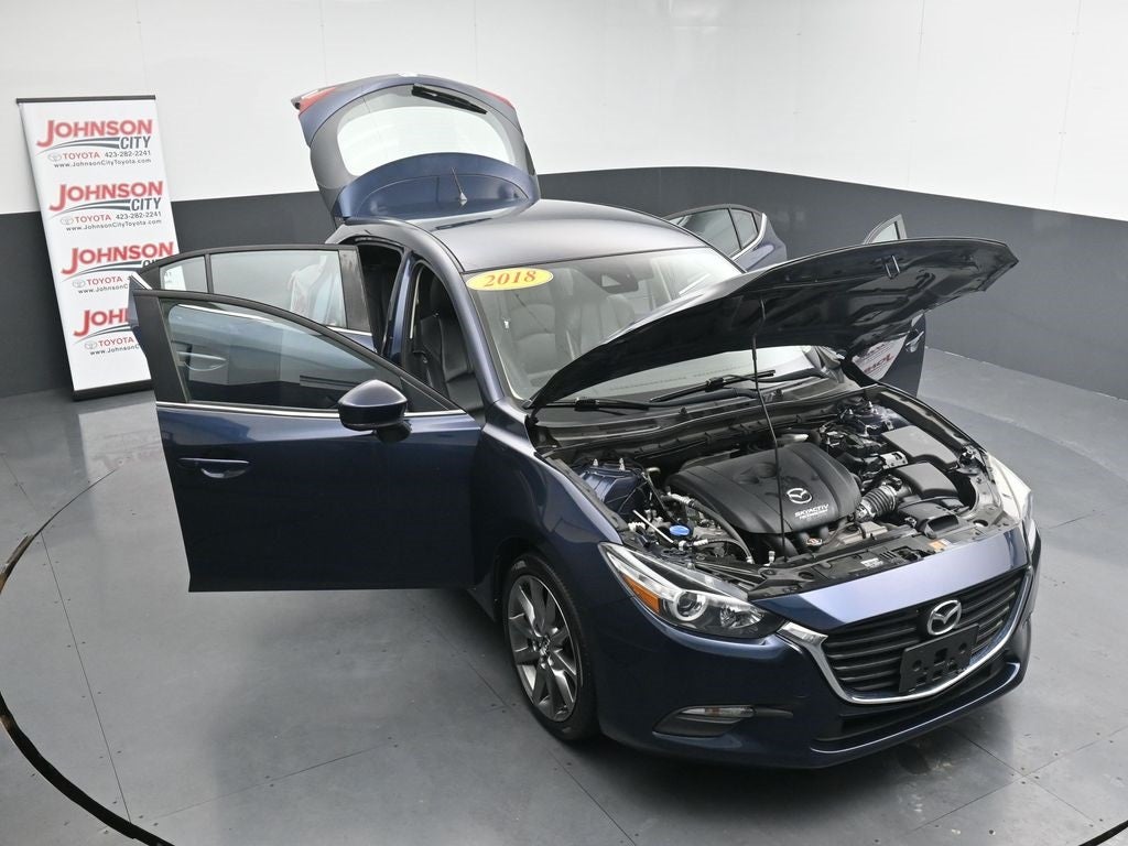 2018 Mazda Mazda3 5-Door Touring
