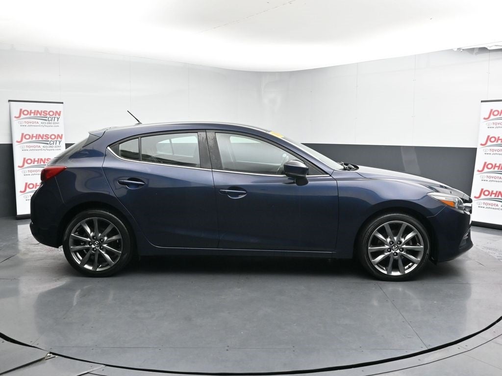 2018 Mazda Mazda3 5-Door Touring