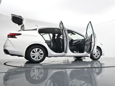 2024 Nissan Versa 1.6 S
