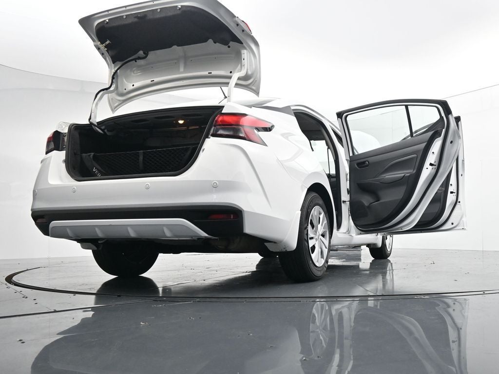 2024 Nissan Versa 1.6 S