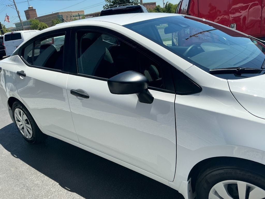 2024 Nissan Versa 1.6 S