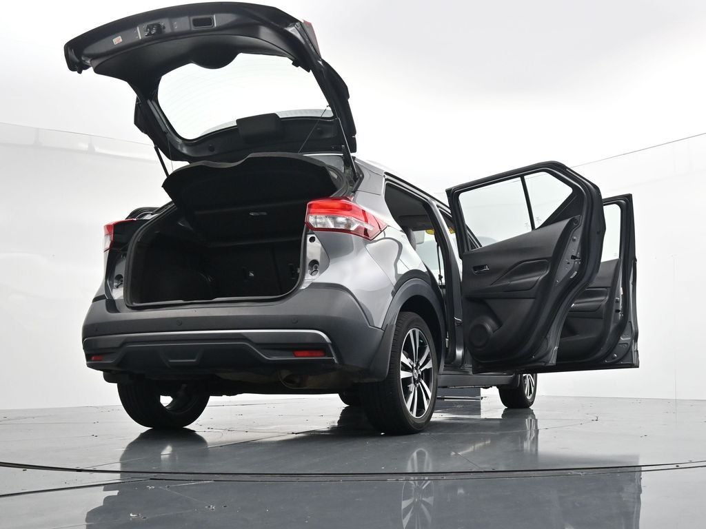 2019 Nissan Kicks SR