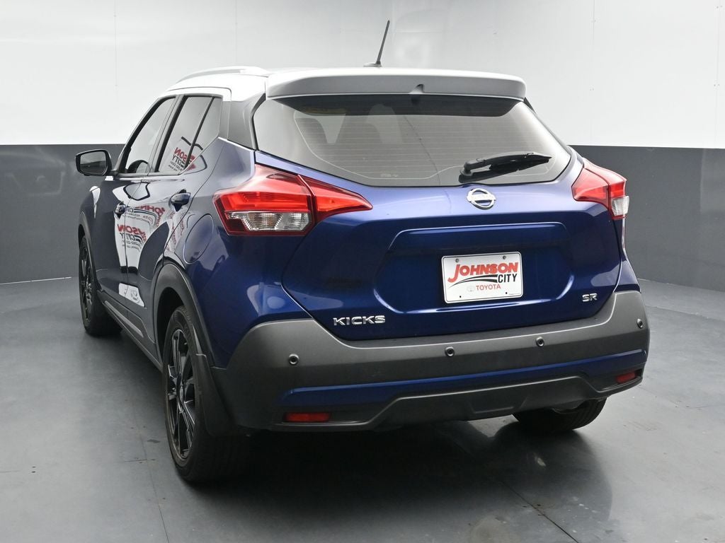 2020 Nissan Kicks SR