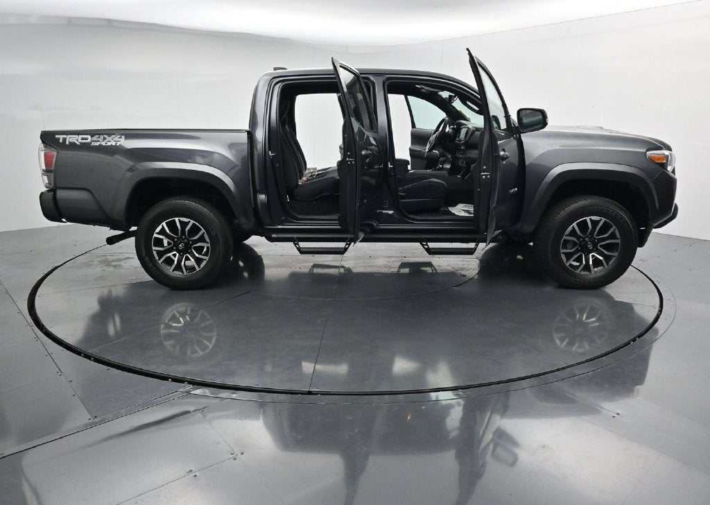 2022 Toyota Tacoma TRD Sport V6