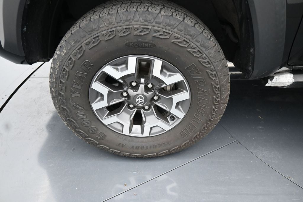 2023 Toyota Tacoma TRD Off-Road V6