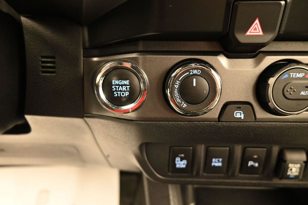 2023 Toyota Tacoma TRD Sport V6