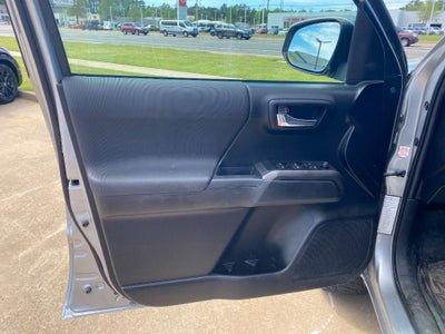 2022 Toyota Tacoma TRD Off-Road V6