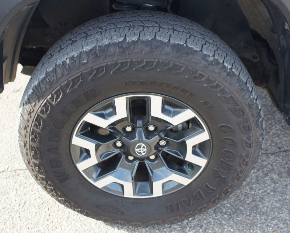 2023 Toyota Tacoma TRD Off-Road V6