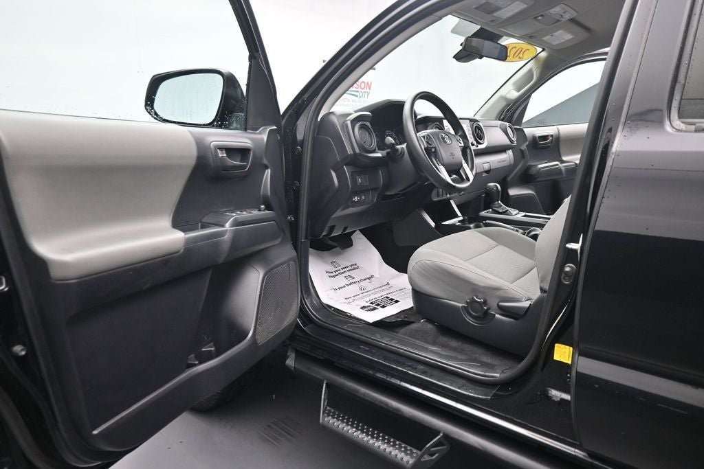 2020 Toyota Tacoma SR V6
